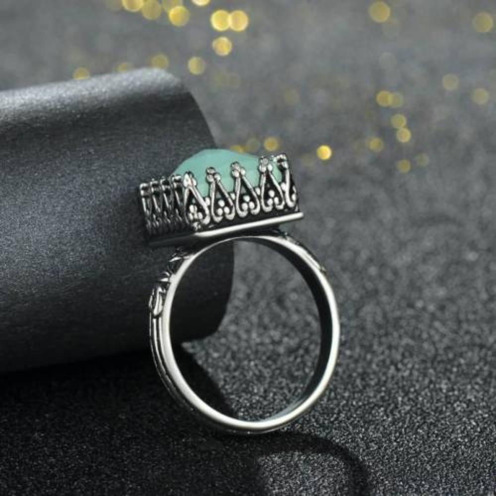 Retro Vintage Style Square Moonstone Cocktail Dome Ring Silver Tone New - Picture 3 of 7